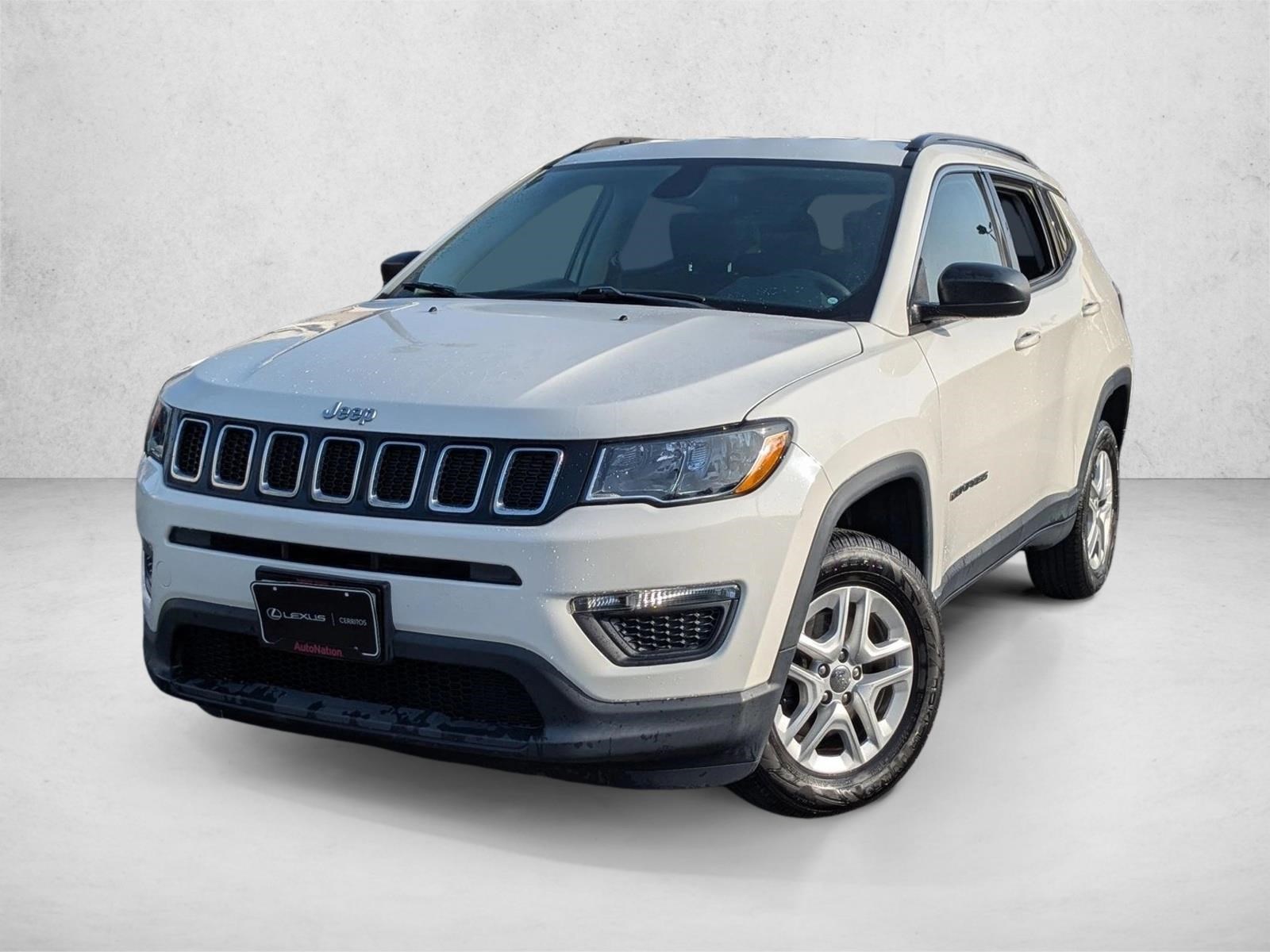 2019 Jeep Compass Sport's photo