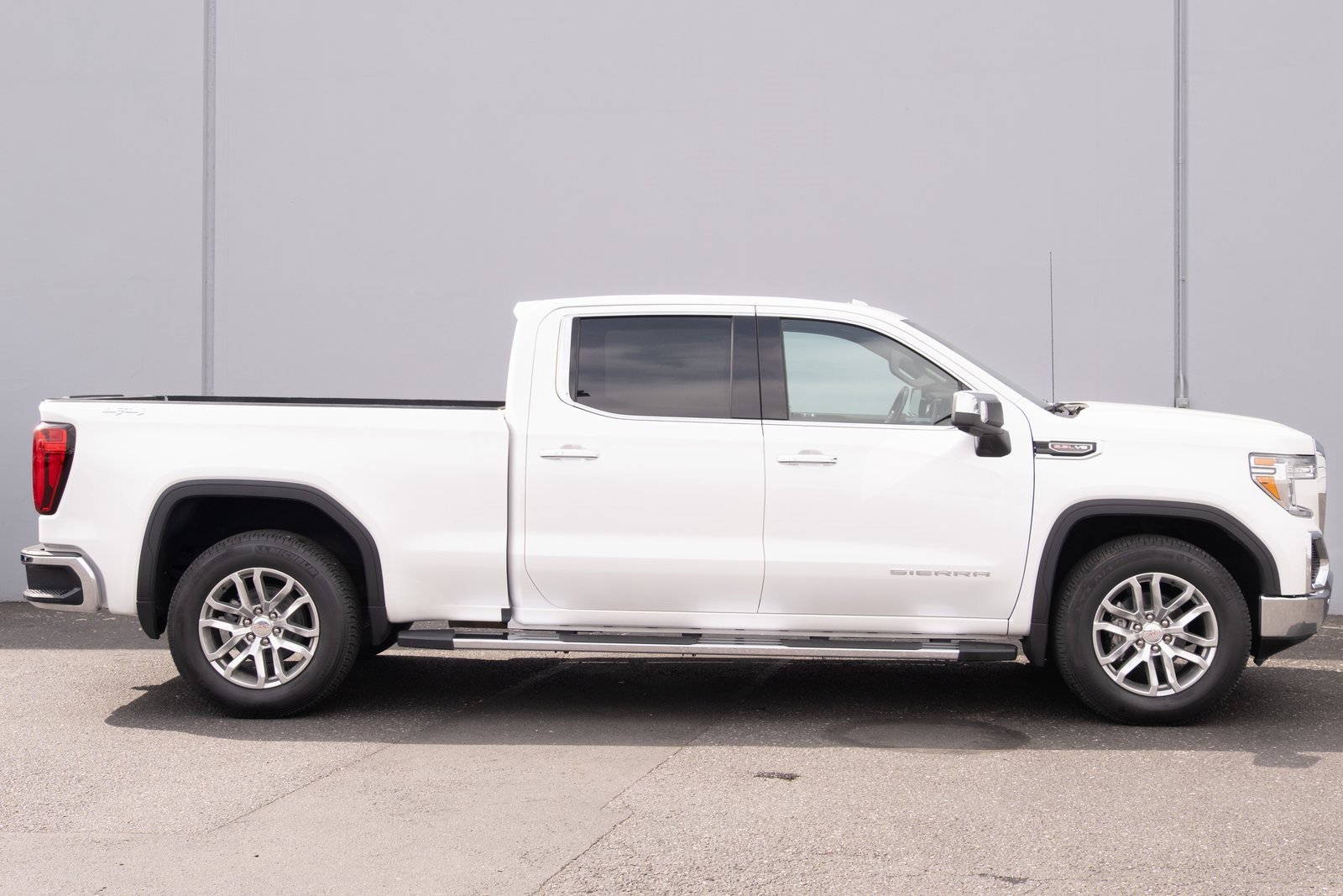 2019 Gmc Sierra 1500 SLT photo 13