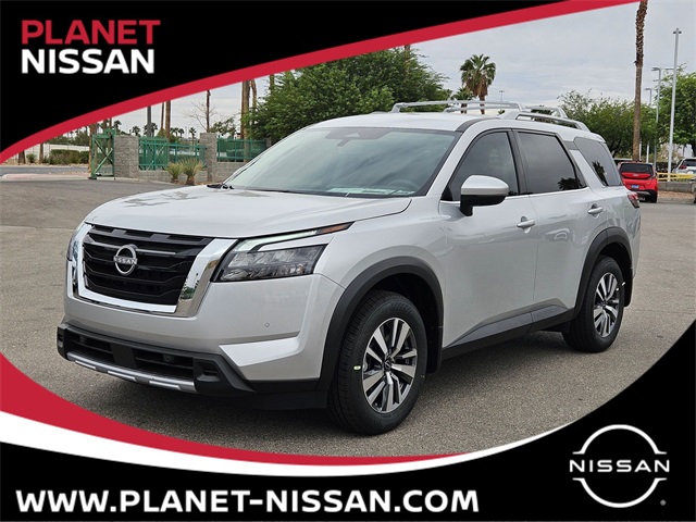 2025 Nissan Pathfinder SL's photo