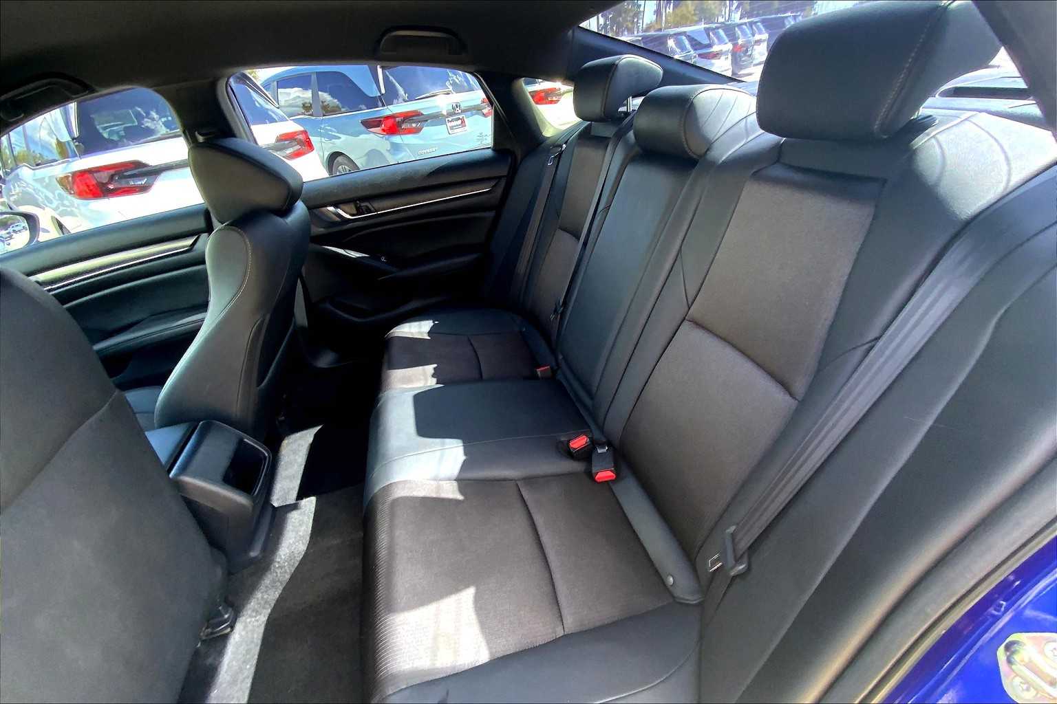 2020 Honda Accord Sport photo 19