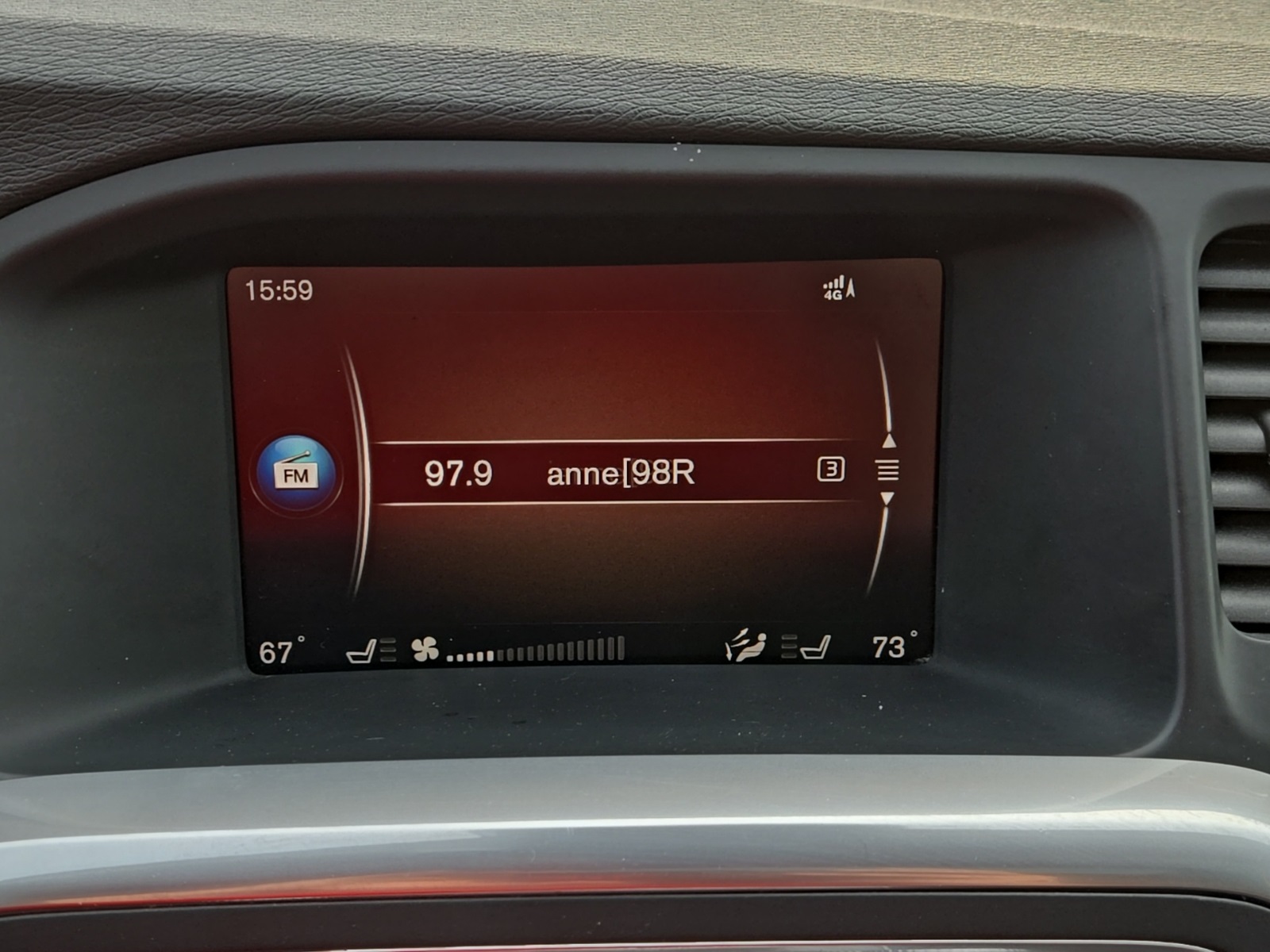 2018 Volvo V60 Cross Country T5 AWD photo 4