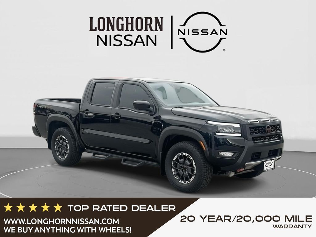 2026 Nissan Frontier PRO-4X's photo