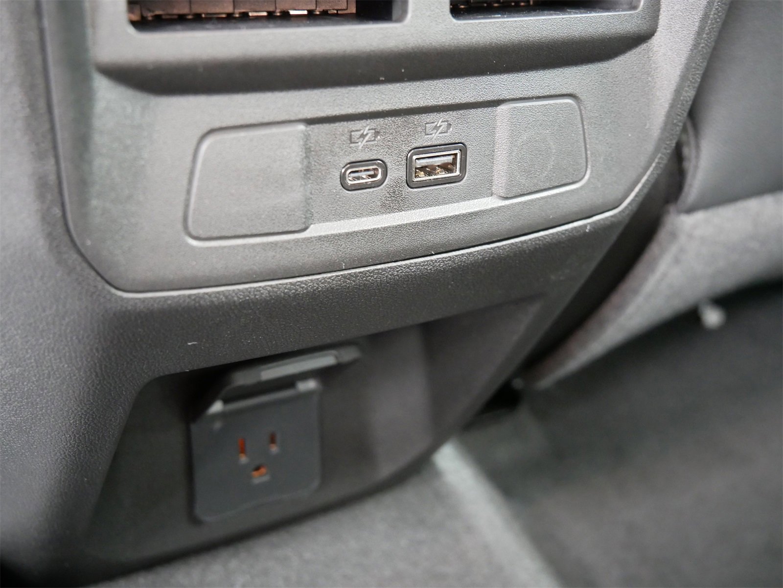 2026 Gmc Canyon AT4 photo 8