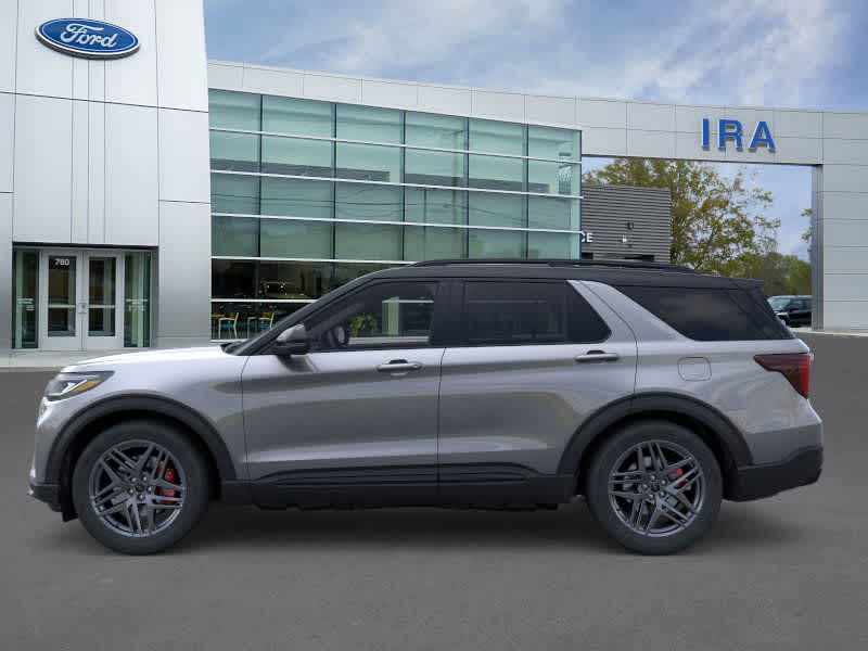 2025 Ford Explorer ST photo 3