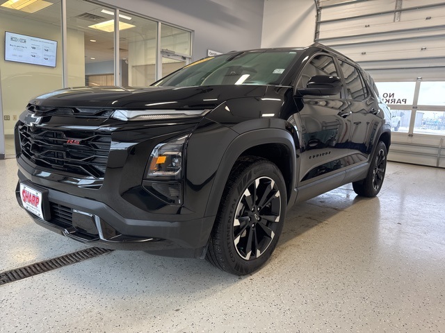 2025 Chevrolet Equinox RS photo 2