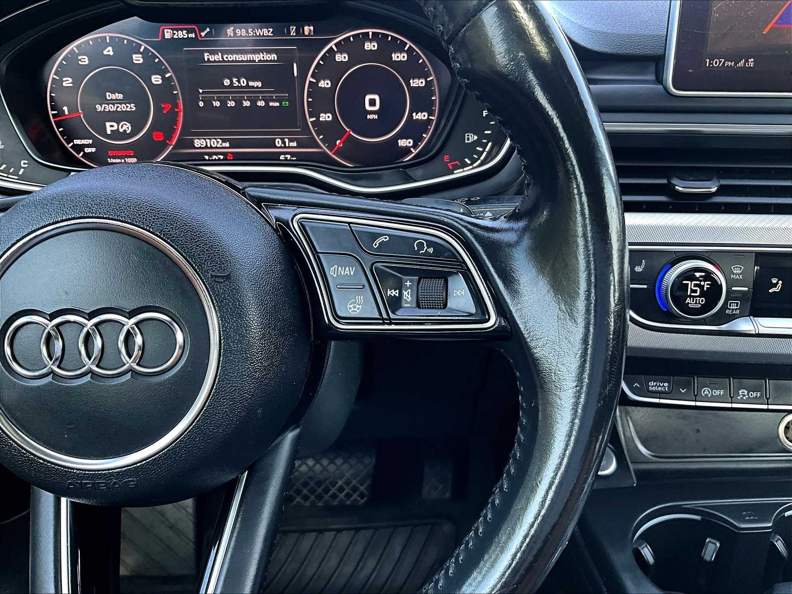 2017 Audi A4 Quattro Premium Plus photo 21