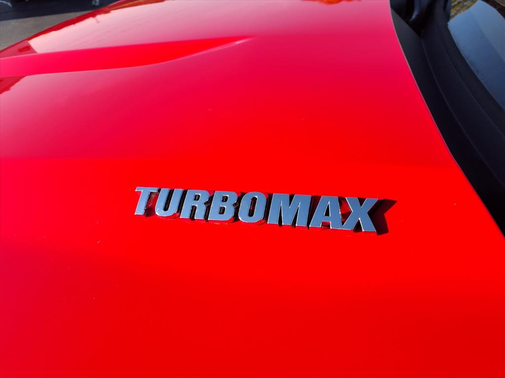 2025 Chevrolet Silverado 1500 LT photo 2