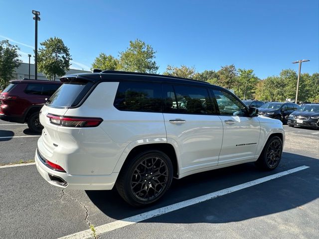2025 Jeep Grand Cherokee L Summit Reserve photo 6