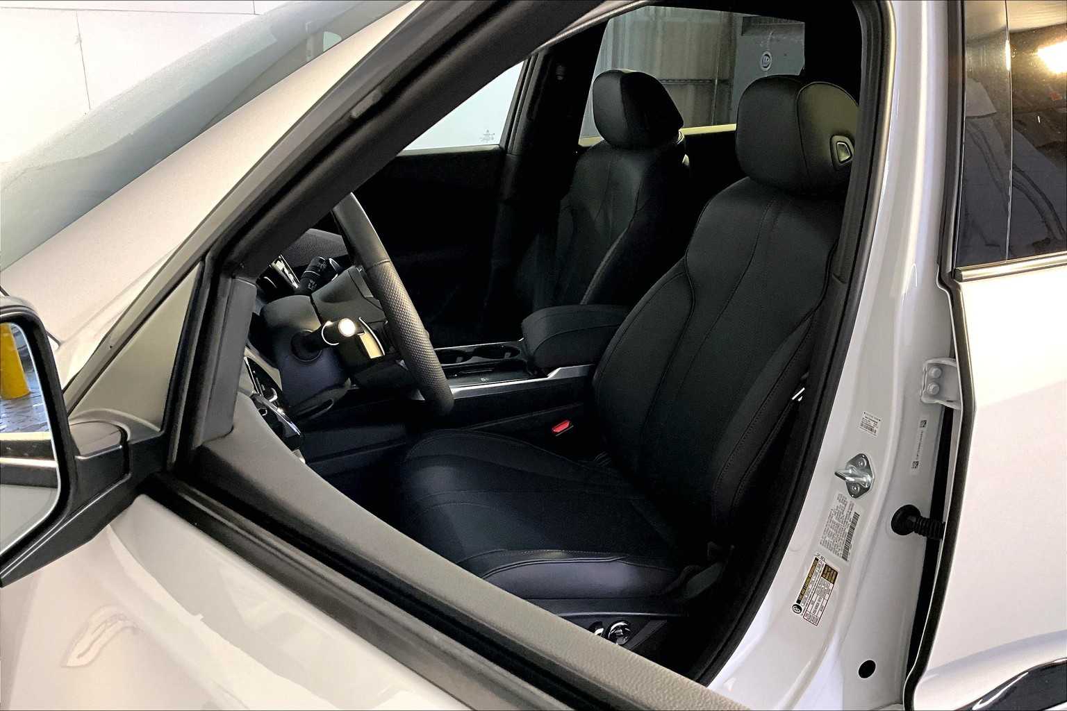 2025 Acura RDX A-Spec Advance photo 9