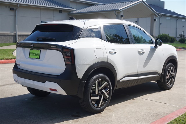 2026 Nissan Kicks SV photo 4
