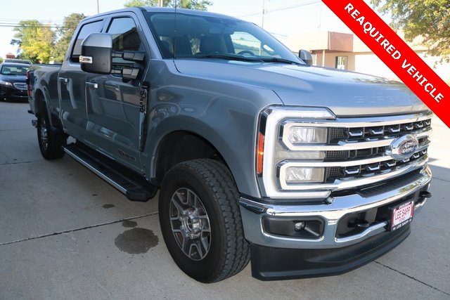 2023 Ford F-250 Lariat photo 4