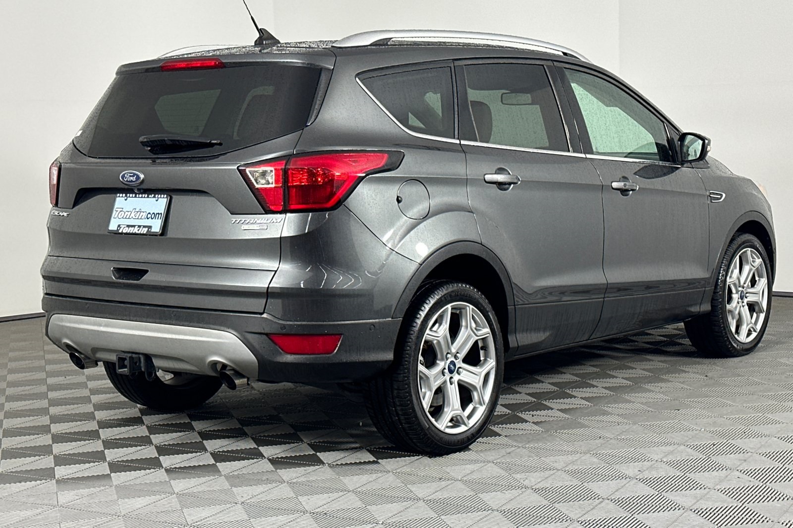 2019 Ford Escape Titanium photo 4