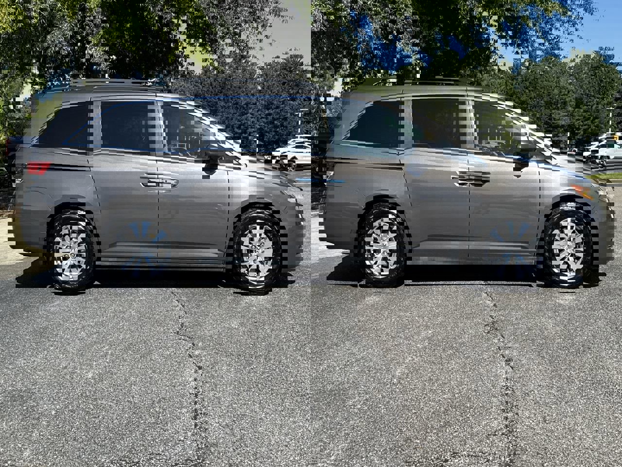 2016 Honda Odyssey EX-L photo 10
