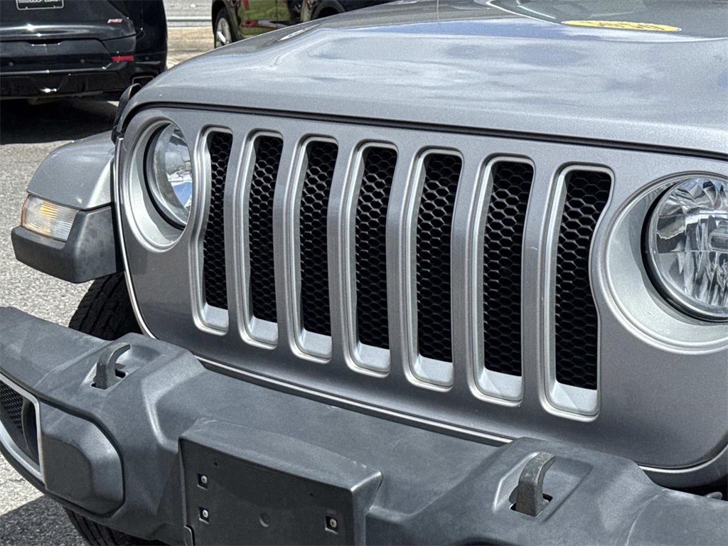 2020 Jeep Wrangler Unlimited Sahara photo 3