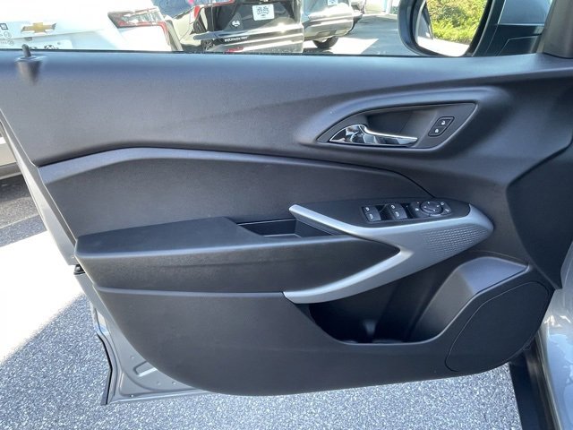 2026 Chevrolet Trax LS photo 13
