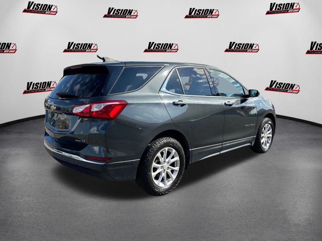 2020 Chevrolet Equinox LT photo 5