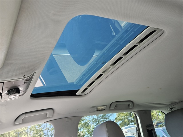 2010 Porsche Cayenne Base photo 11