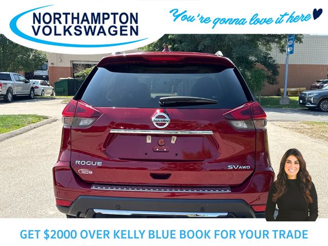 2019 Nissan Rogue SV photo 4