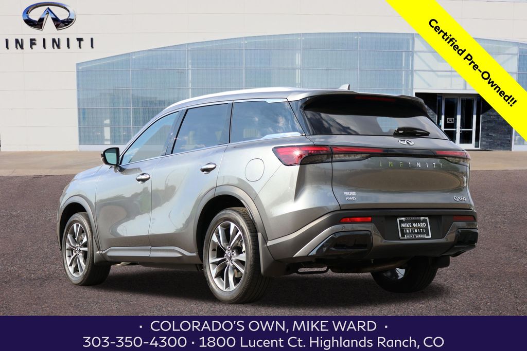 2024 Infiniti QX60 Luxe photo 3
