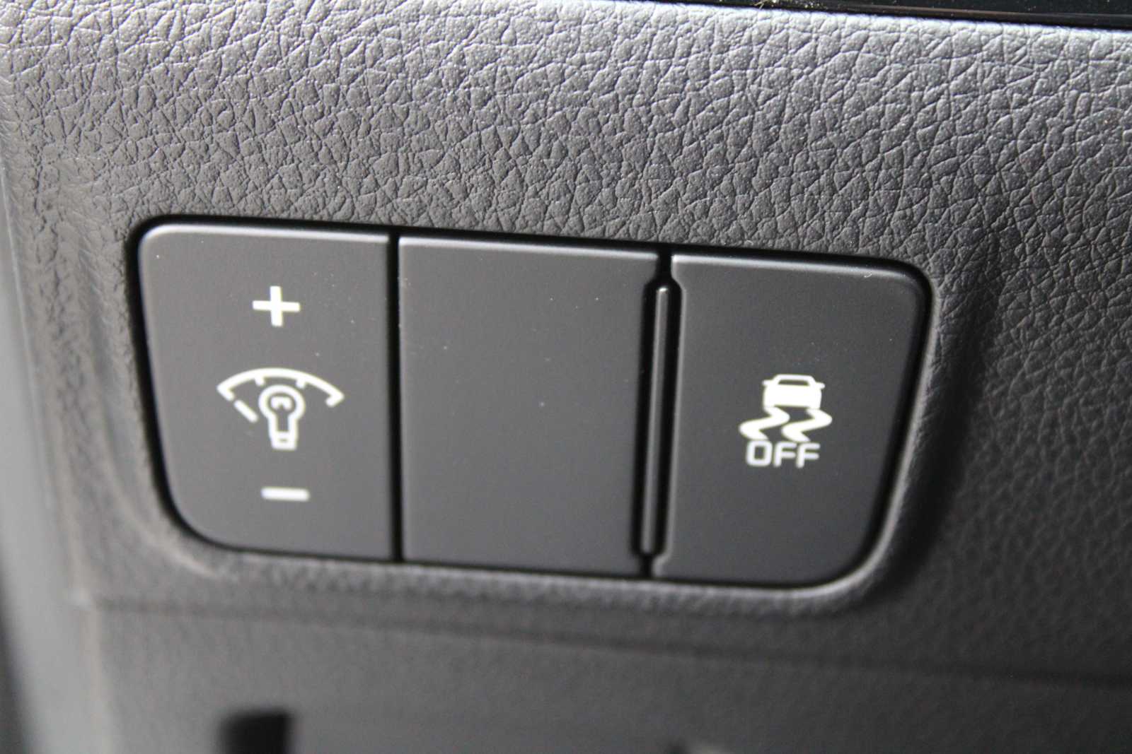 2025 Kia K5 GT-Line photo 42