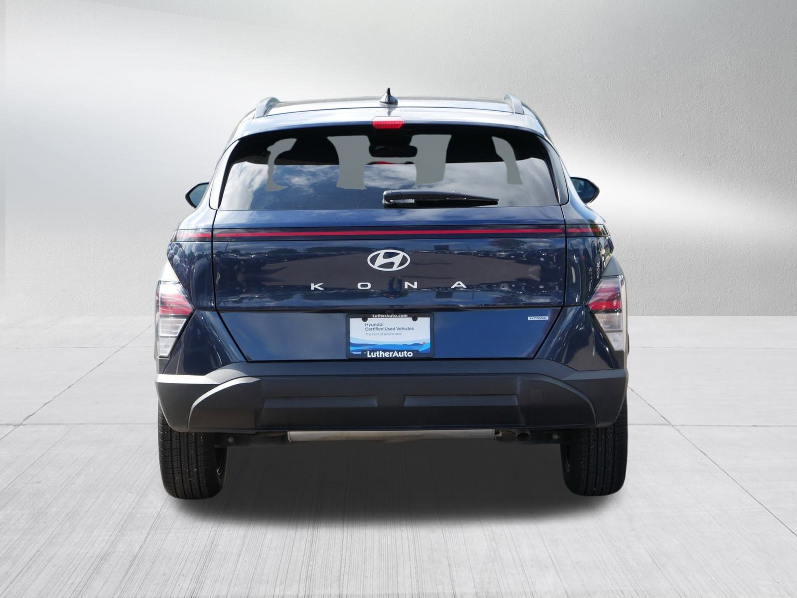 2025 Hyundai Kona SEL photo 4