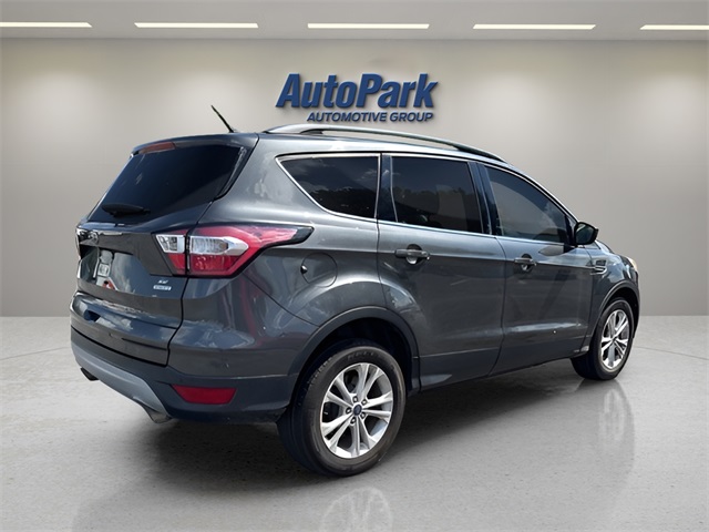 2017 Ford Escape SE photo 6