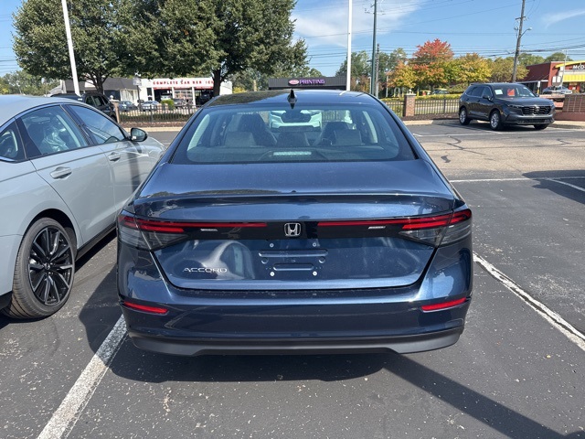 2025 Honda Accord SE photo 7