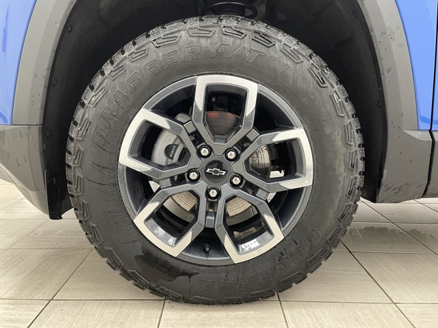 2025 Chevrolet Equinox ACTIV photo 2