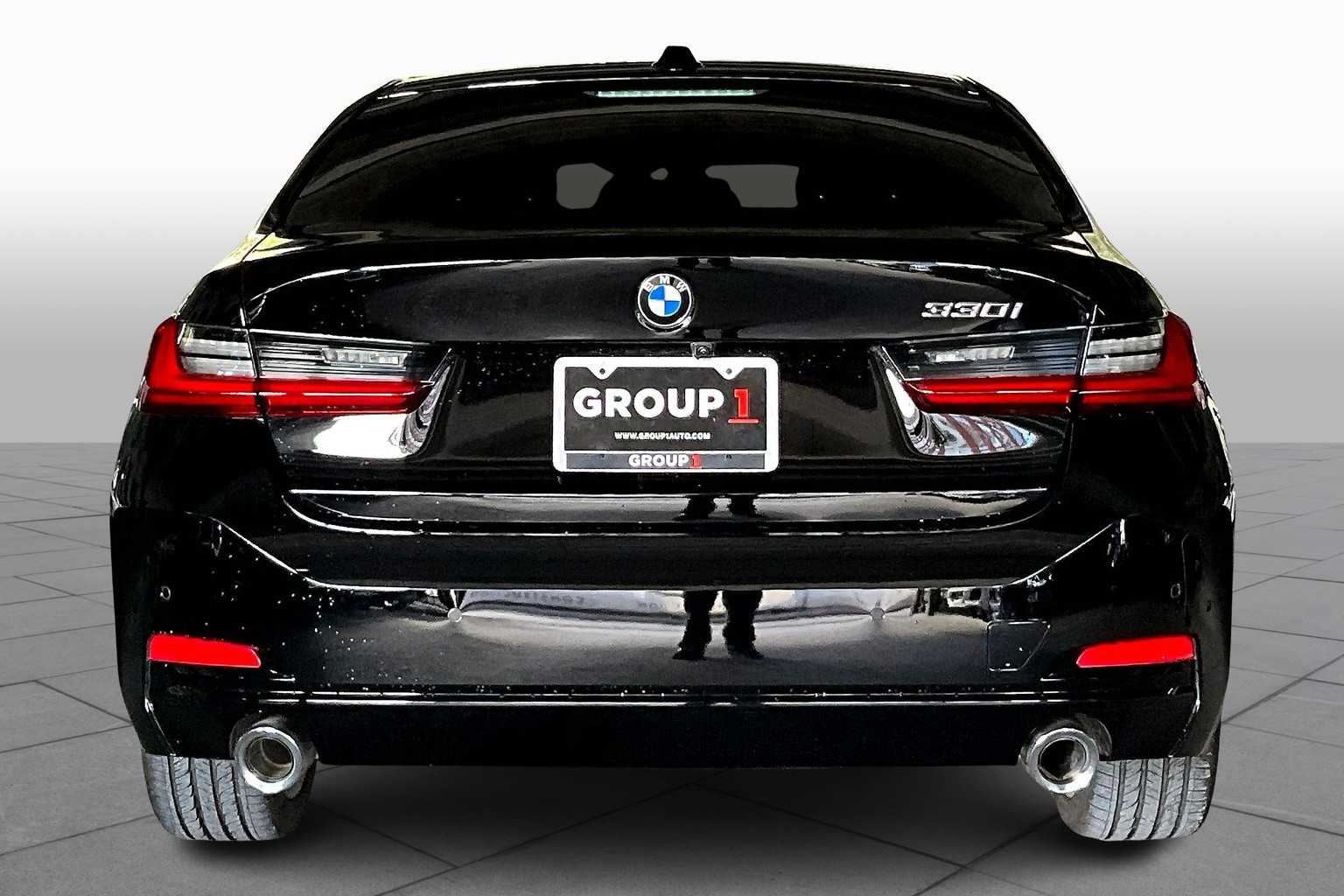 2023 Bmw 330i photo 4