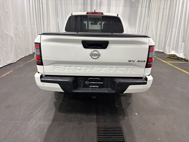 2022 Nissan Frontier SV photo 3