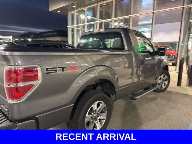 2013 Ford F-150 STX photo 9