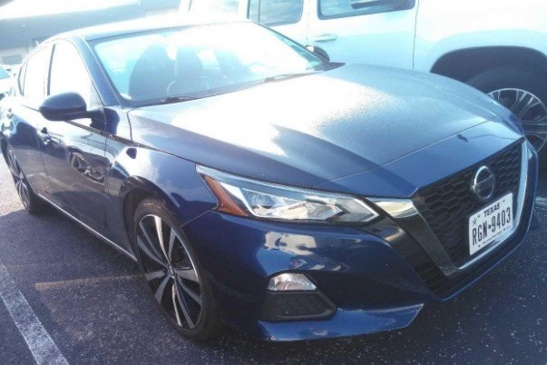 2022 Nissan Altima 2.5 SR photo 4