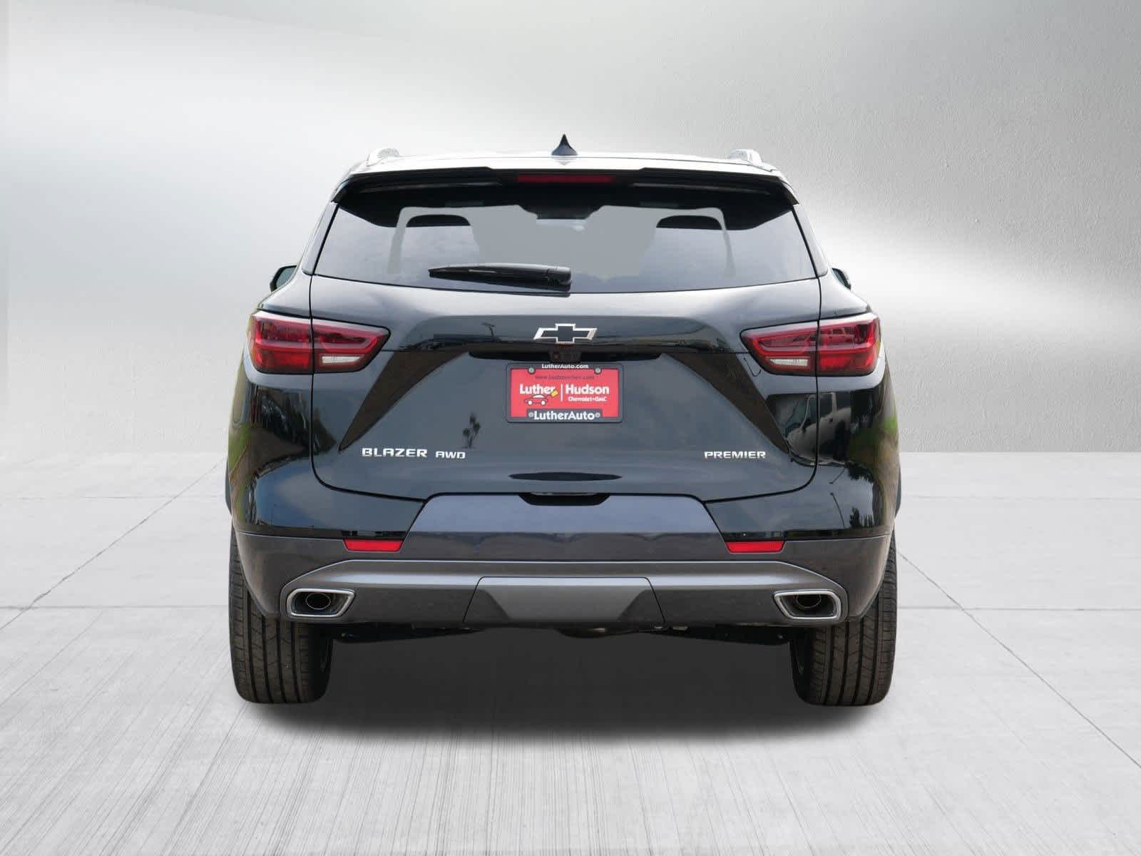 2025 Chevrolet Blazer Premier photo 4