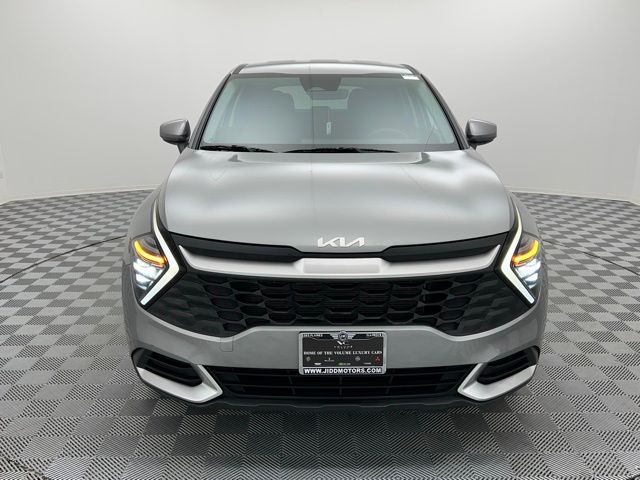 2024 Kia Sportage LX photo 2