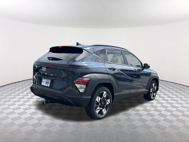 2025 Hyundai Kona SEL photo 3