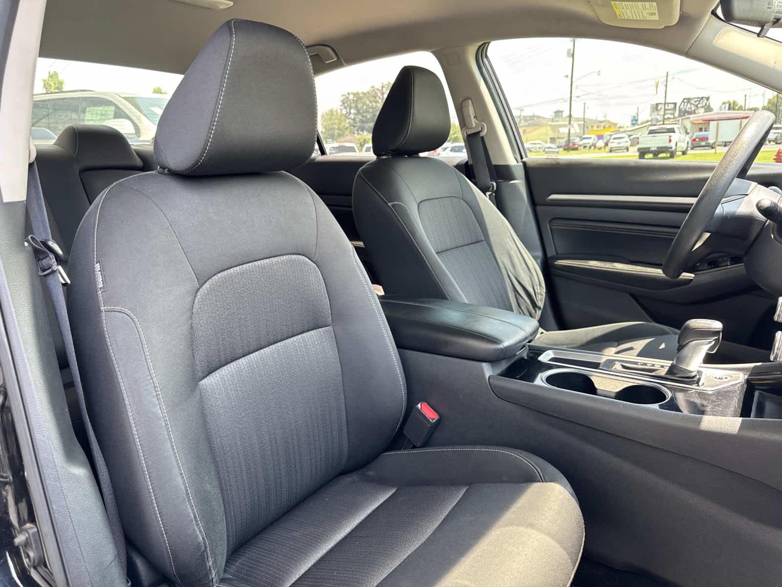2021 Nissan Altima 2.5 SV photo 21