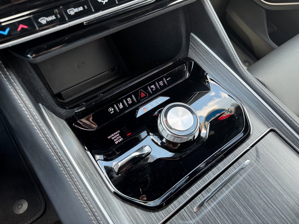 2024 Jeep Wagoneer Series II photo 28