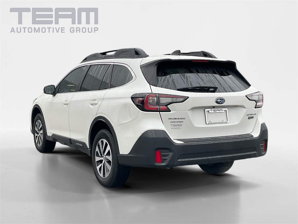 2020 Subaru Outback Premium photo 2
