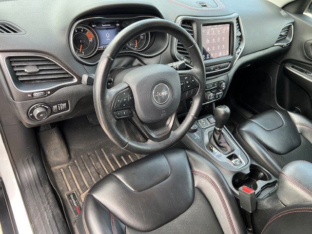 2019 Jeep Cherokee Trailhawk photo 9