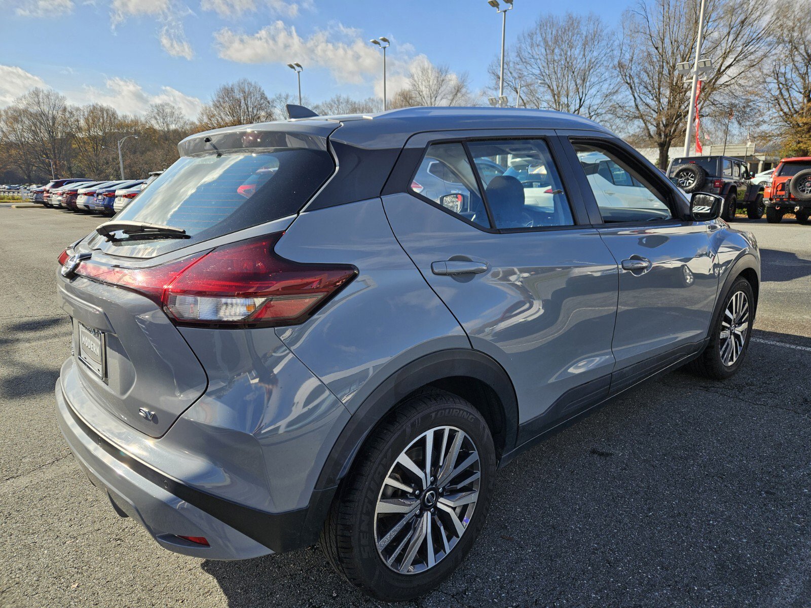 2021 Nissan Kicks SV photo 3