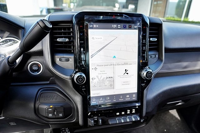 New 2026 Bright White Clear-Coat Exterior Paint RAM Tradesman image 30