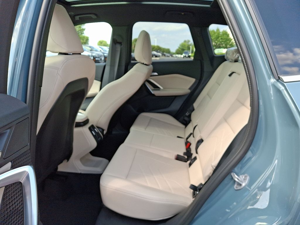 2025 Bmw X1 XDrive28i photo 4