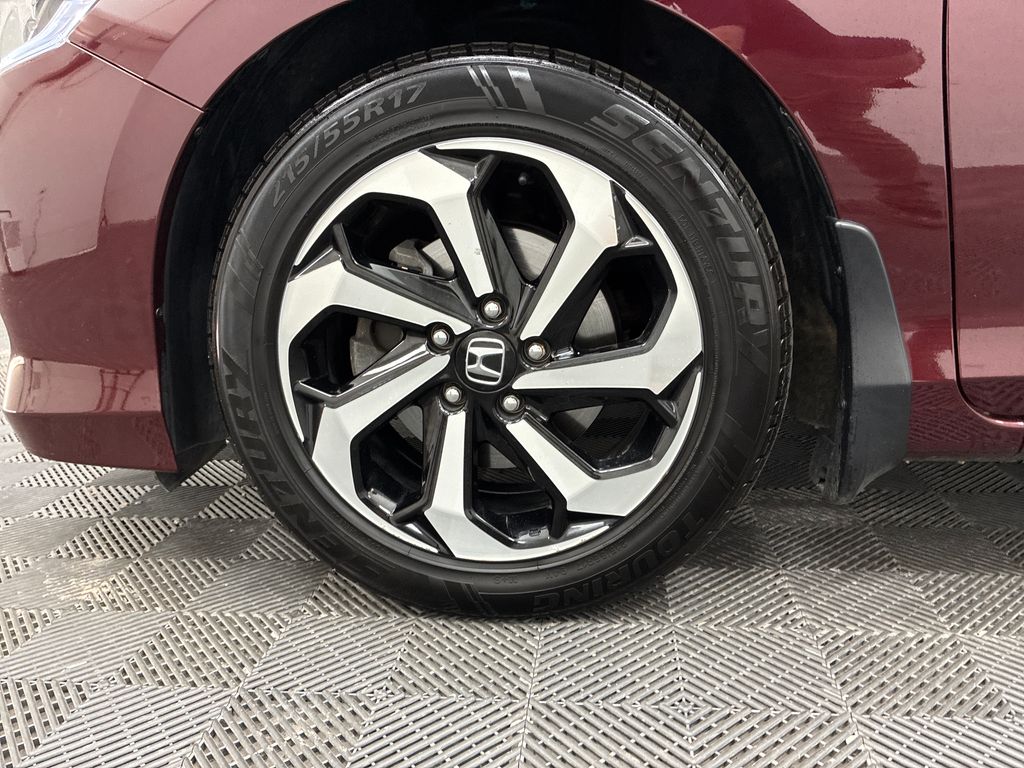 2017 Honda Accord EX-L photo 27