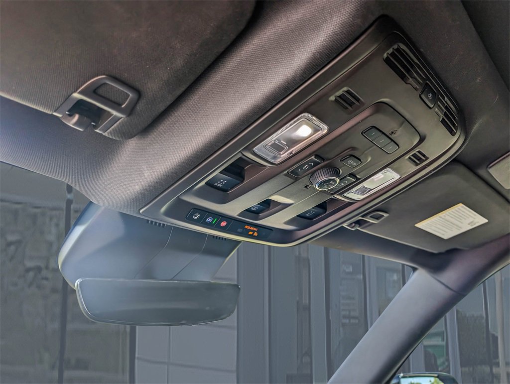 2024 Cadillac Escalade Sport photo 31