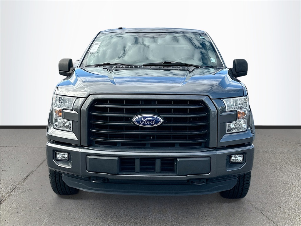 2016 Ford F-150 XLT photo 2