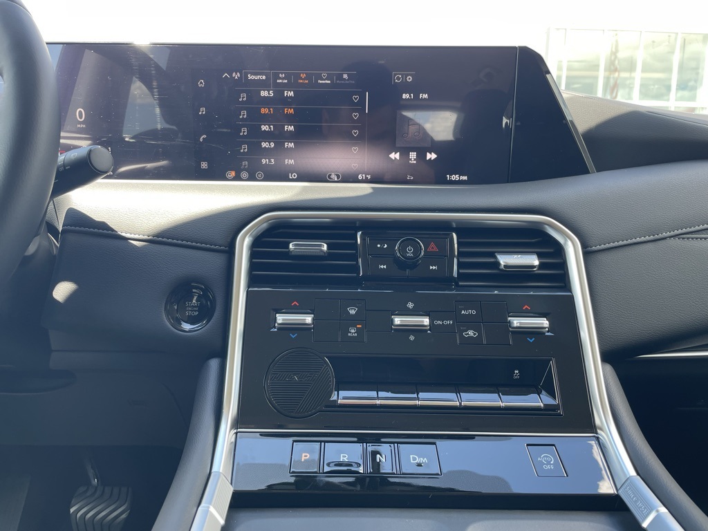 2026 Nissan Armada SV photo 15