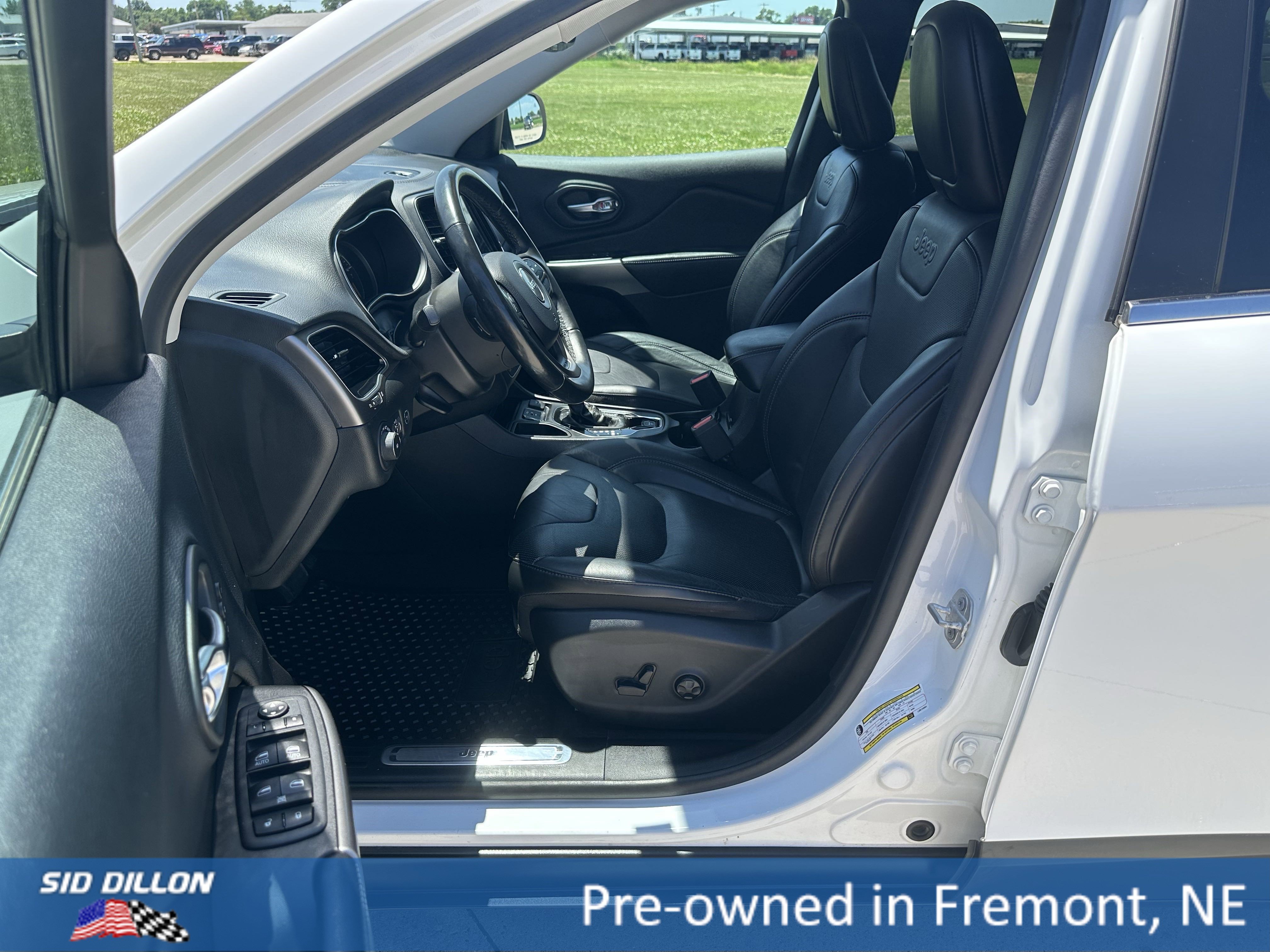 2020 Jeep Cherokee Limited photo 4