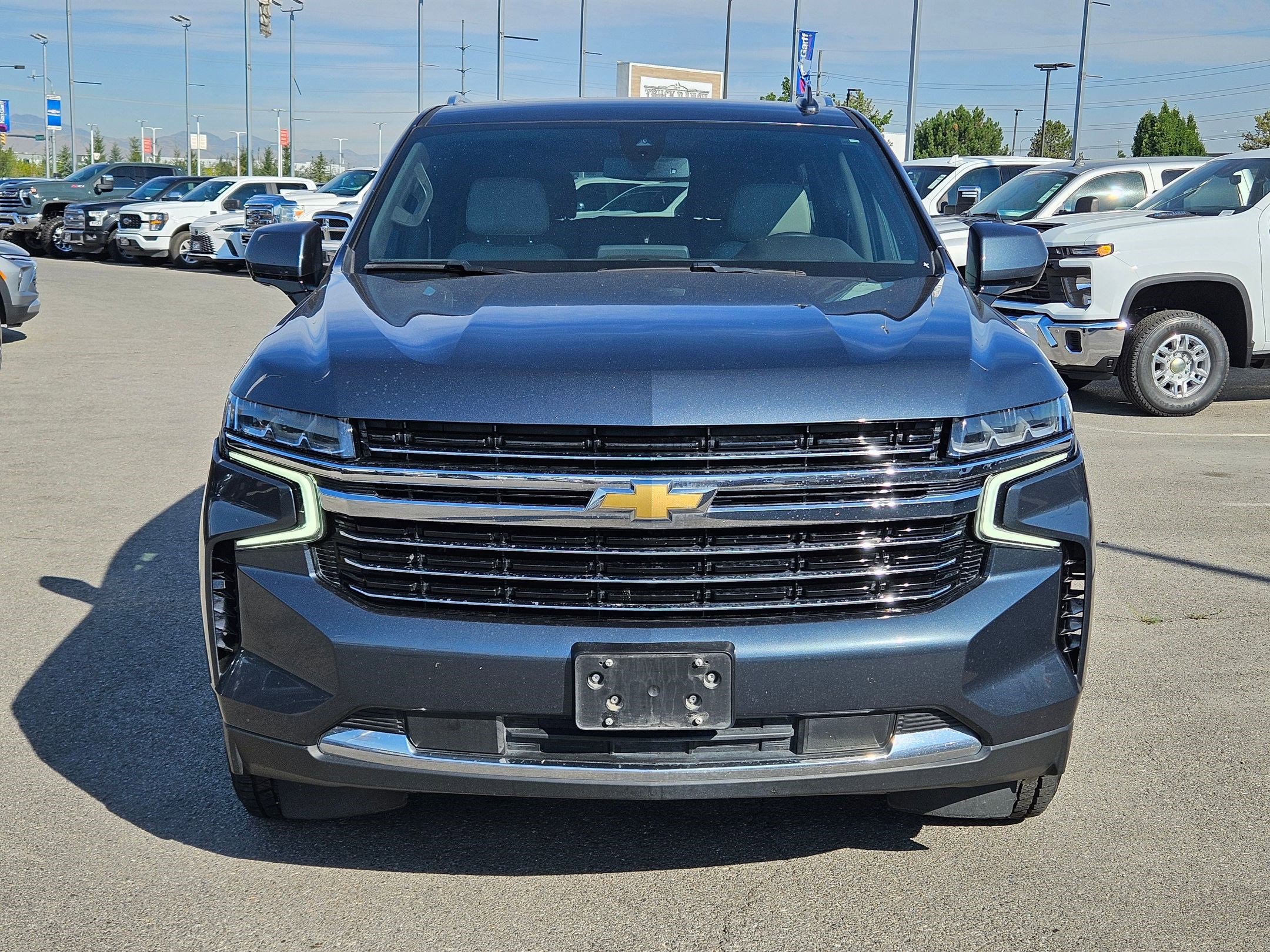 2021 Chevrolet Tahoe LT photo 3