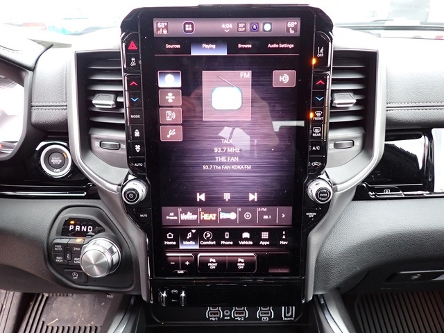 2025 Ram 1500 Laramie photo 19