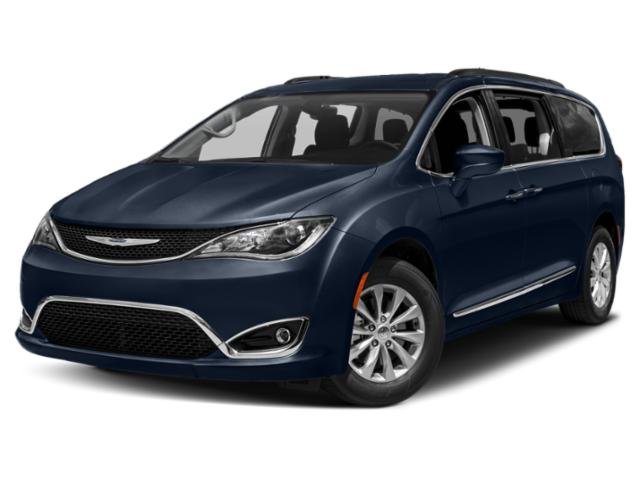 2018 Chrysler Pacifica Touring-L Plus's photo
